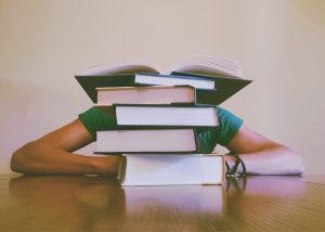 Ubezpieczenie studenta nie uchroni nas niestety przed nauką ;)
